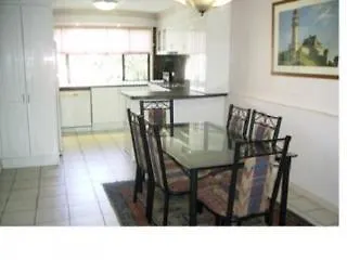 Aparthotel Grangewood Court Apartments Gold Coast